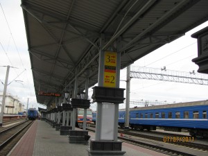 Реконструкция пассажирской платформы на ст. Брест-Центральный.  Московская сторона 2010 год